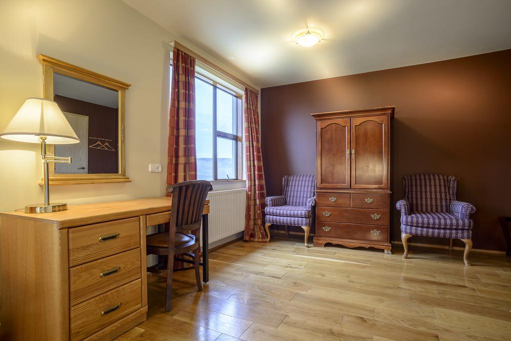 Hotel Latrabjarg Hnjotur Ngoại thất bức ảnh